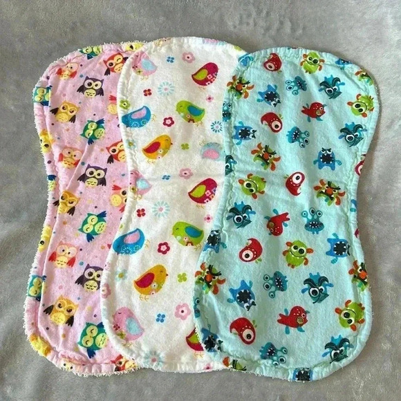 NWOT - Set  of 3 worlds best burp clothes - Picture 1 of 6